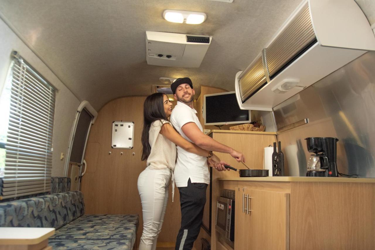 Airstream In The Center Of It All Маями Екстериор снимка